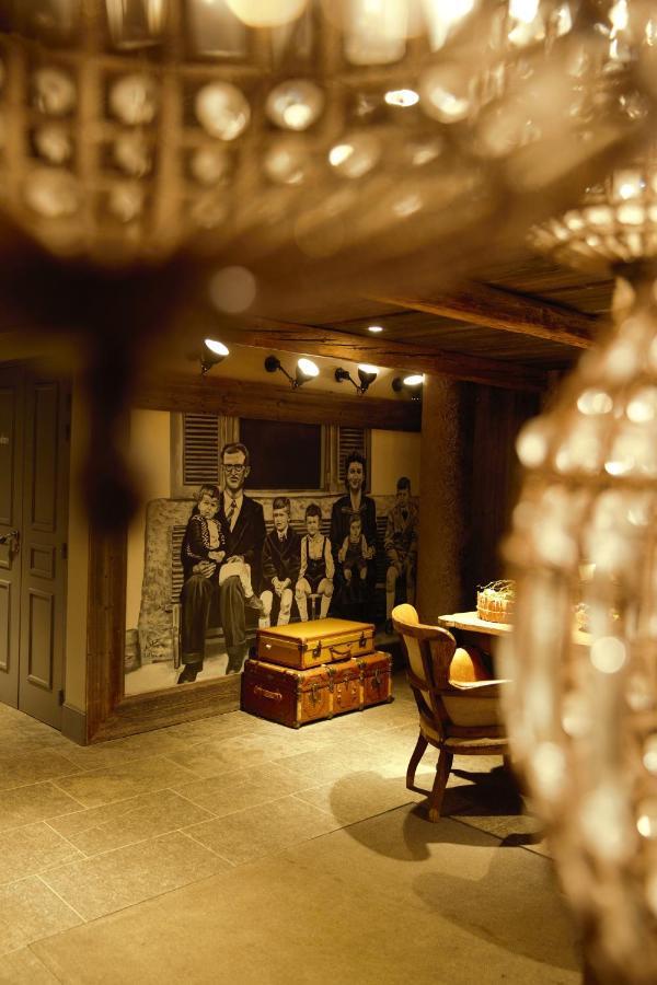 Maison De Famille Les 5 Freres Val d'Isere Bagian luar foto